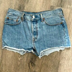 Levi’s 501 blue jean shorts